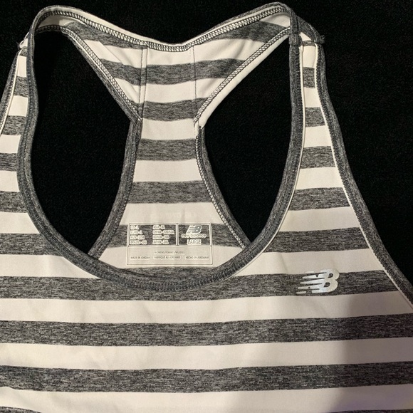 New Balance - Lightning Dry Workout Tank - Picture 2 of 3